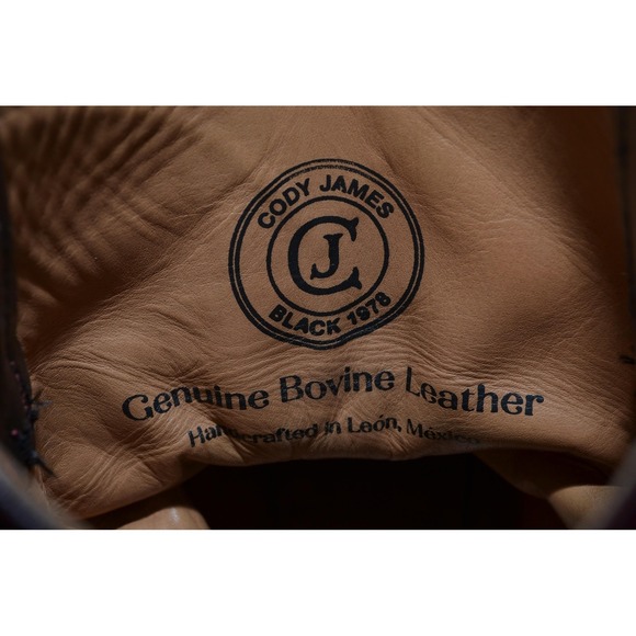 Cody James Black Boots Mens 10.5 cherry black Leather Western Pull On Round Toe - Picture 10 of 12